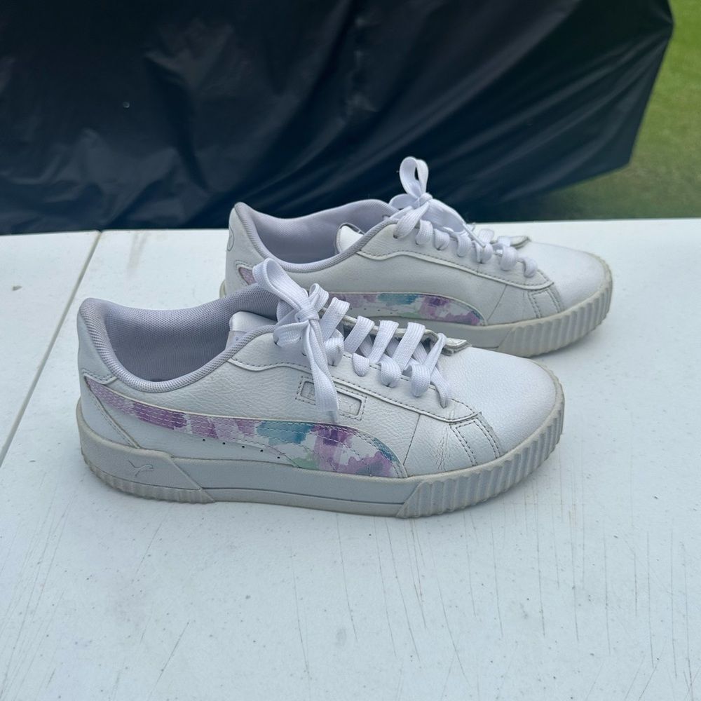 Women's White and Purple Puma Sneakers